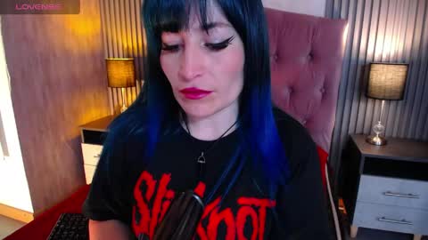 Snapshot of alice_sweetmomma chatting on April 21, 7:50 pm Alice online show from April 21, 7:50 pm