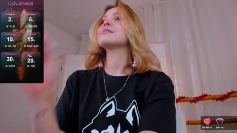 Alice  online show from December 5, 4:55 pm