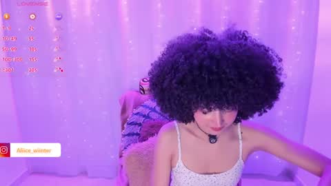 Alice  online show from February 24, 9:09 pm