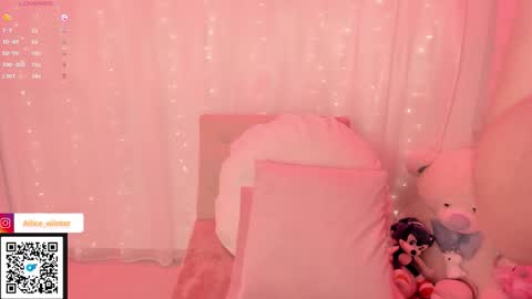 Alice  online show from September 25, 6:11 pm