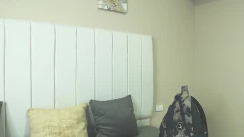 Alicia online show from January 8, 12:40 pm