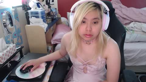 Alice Bambola online show from September 30, 12:59 am
