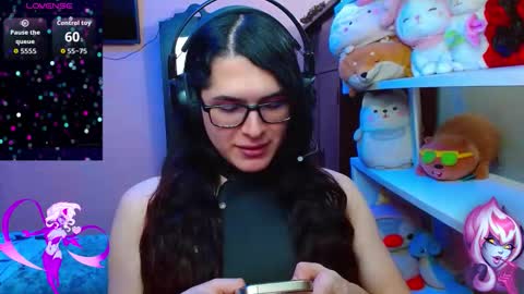 Snapshot of alicebathory_ chatting on September 30, 11:21 pm Alice Bathory online show from September 30, 11:21 pm