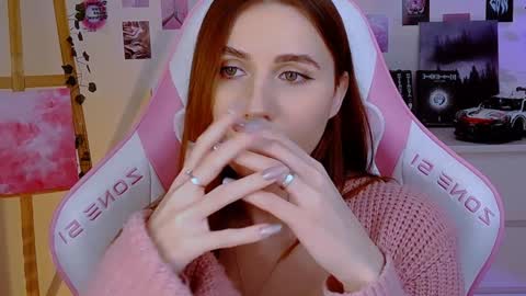 alicecharmy online show from January 29, 1:38 pm