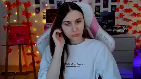 alicecharmy online show from November 23, 7:30 am