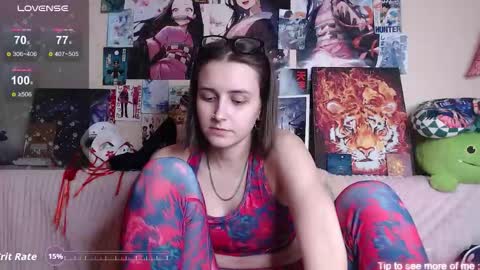 Snapshot of alicechio chatting on October 18, 4:19 pm alice online show from October 18, 4:19 pm