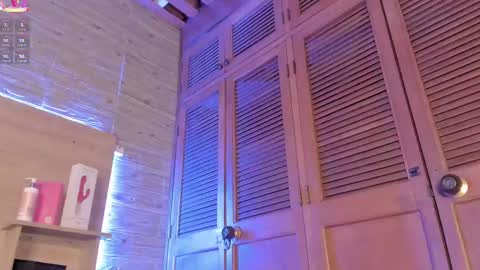 Alice  online show from March 5, 12:00 pm