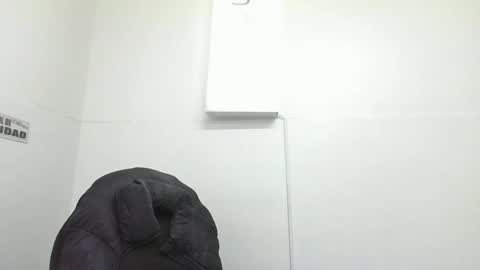 Snapshot of alicee16 chatting on January 11, 7:59 pm alicee16 online show from January 11, 7:59 pm