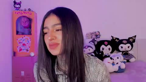 Snapshot of alicee_0 chatting on October 24, 11:23 pm Alice online show from October 24, 11:23 pm