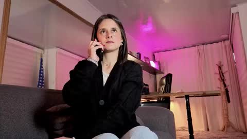 Aleja  online show from September 20, 11:00 am