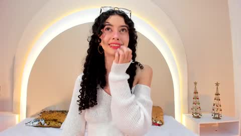 alice online show from December 30, 10:45 pm