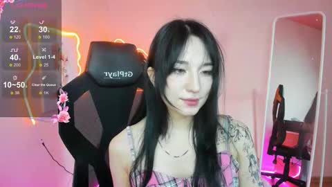 Snapshot of aliceeinwonderlanddd chatting on February 21, 2:34 am Alice online show from February 21, 2:34 am