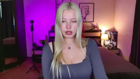 Alice online show from April 19, 10:58 am