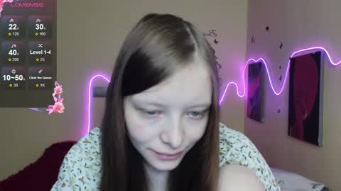 Snapshot of alicehariss chatting on November 2, 3:20 am Alie online show from November 2, 3:20 am