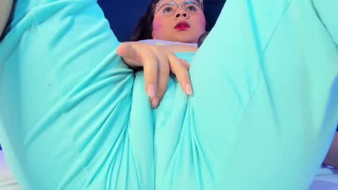 alicehott_05 online show from February 27, 3:28 am