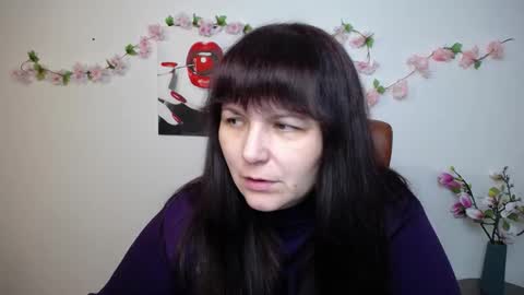 Snapshot of aliceinks chatting on November 8, 8:14 am AliceInks online show from November 8, 8:14 am