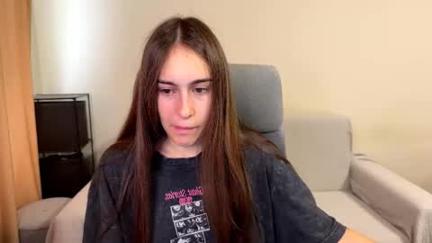 alicekollt online show from October 8, 8:01 am