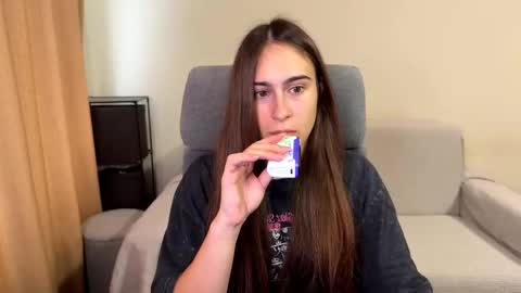 alicekollt online show from October 9, 9:29 am