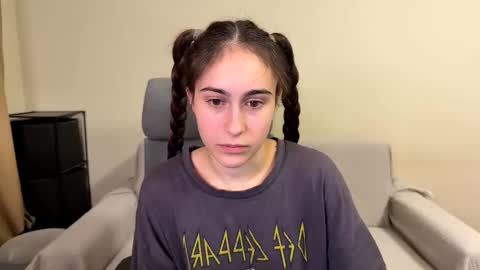 alicekollt online show from February 13, 5:20 pm