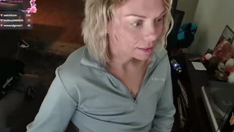 Snapshot of aliceliddell710 chatting on September 27, 3:50 pm Alice Liddell online show from September 27, 3:50 pm