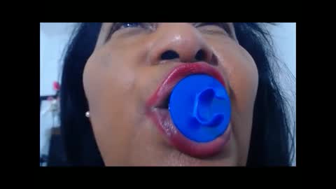 yasmin online show from October 10, 5:06 am