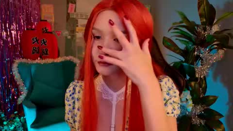 Snapshot of alicemeowoow chatting on December 15, 9:24 am Alice online show from December 15, 9:24 am