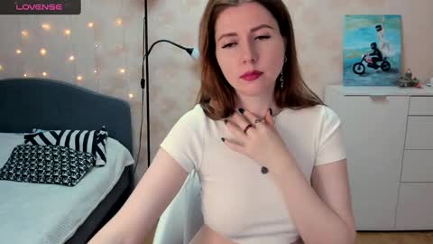 Snapshot of alicepreston chatting on January 28, 10:23 pm Alice online show from January 28, 10:23 pm