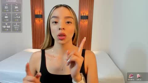 AliceRoss online show from December 22, 8:39 pm