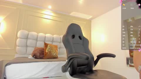          online show from March 25, 1:39 pm