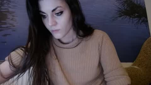 Snapshot of alicetailorrr chatting on February 19, 2:01 am AliceTailorrr online show from February 19, 2:01 am