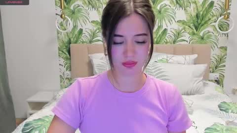 Snapshot of alicetuker chatting on September 24, 4:21 pm Alice online show from September 24, 4:21 pm