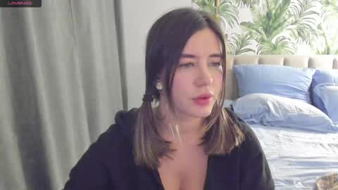 Snapshot of alicetuker chatting on November 16, 4:56 pm Alice online show from November 16, 4:56 pm