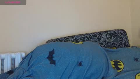 Snapshot of alicewoolfy chatting on October 23, 9:57 pm AliceWoolfy online show from October 23, 9:57 pm