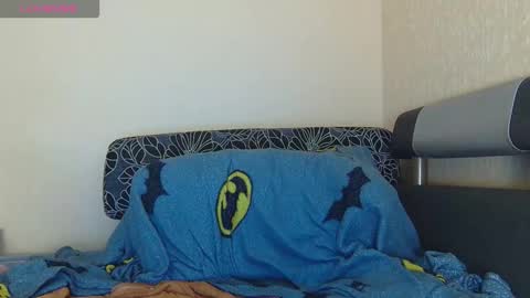 Snapshot of alicewoolfy chatting on December 15, 10:03 pm AliceWoolfy online show from December 15, 10:03 pm