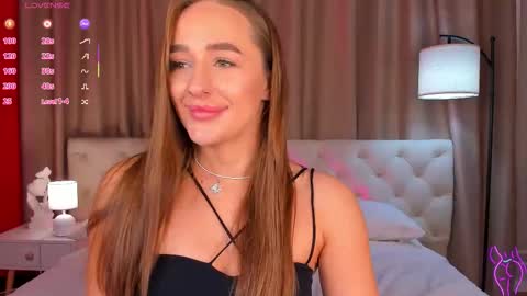 Snapshot of alicia_edwards chatting on September 26, 1:42 am Mia online show from September 26, 1:42 am