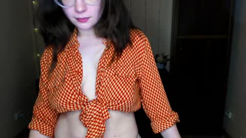 Snapshot of alicia_folow chatting on January 26, 12:33 pm Alicia online show from January 26, 12:33 pm
