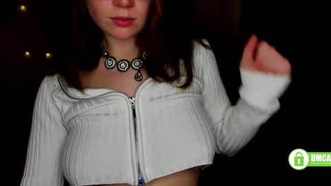 Snapshot of alicia_folow chatting on February 26, 12:36 pm Alicia online show from February 26, 12:36 pm