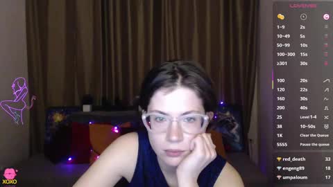 Snapshot of alicia_folow chatting on March 9, 9:36 pm Alicia online show from March 9, 9:36 pm