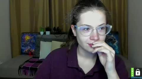 Snapshot of alicia_folow chatting on October 12, 5:23 pm Alicia online show from October 12, 5:23 pm