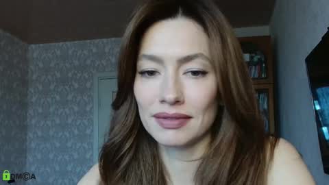 Alicia online show from October 28, 8:40 am