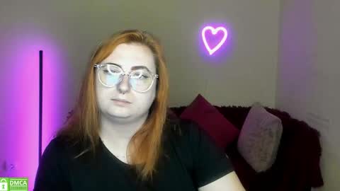 Snapshot of alicia_side_red chatting on September 13, 5:40 am Alicia online show from September 13, 5:40 am