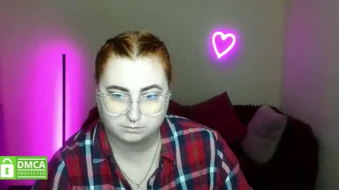 Snapshot of alicia_side_red chatting on November 10, 12:26 pm Alicia online show from November 10, 12:26 pm