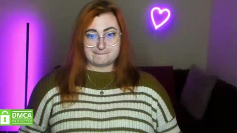 Snapshot of alicia_side_red chatting on November 24, 12:27 pm Alicia online show from November 24, 12:27 pm