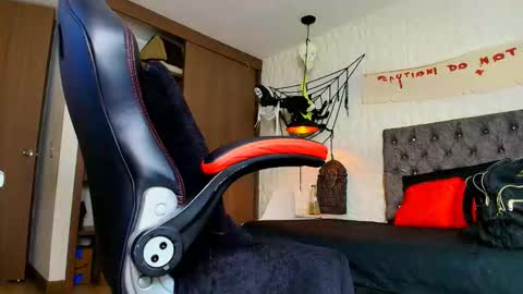 Ali online show from October 21, 11:44 am