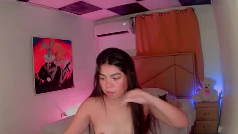 Snapshot of aliciabiden chatting on February 6, 6:08 am aliciabiden online show from February 6, 6:08 am