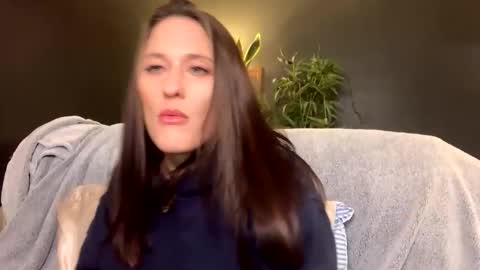 Snapshot of aliciacolette123 chatting on November 13, 7:51 am teacherspet69 online show from November 13, 7:51 am