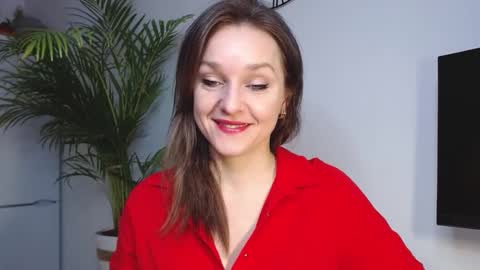 Snapshot of alicialux chatting on January 7, 8:13 am Alicia online show from January 7, 8:13 am