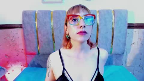 Snapshot of aliciawithe chatting on November 26, 12:06 pm Alicia online show from November 26, 12:06 pm