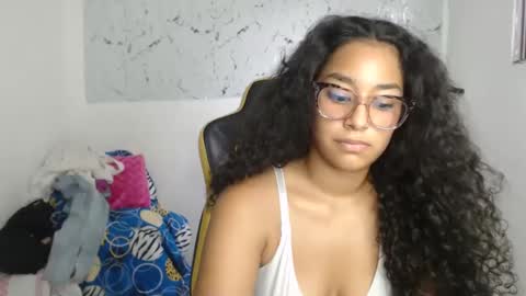 luisa online show from September 18, 10:34 pm