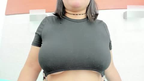 im tutti online show from March 5, 2:51 am